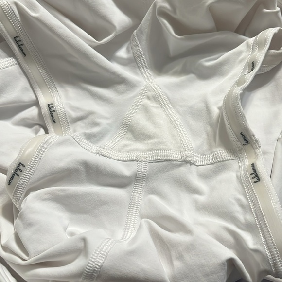 Lululemon skirt - Picture 7 of 9